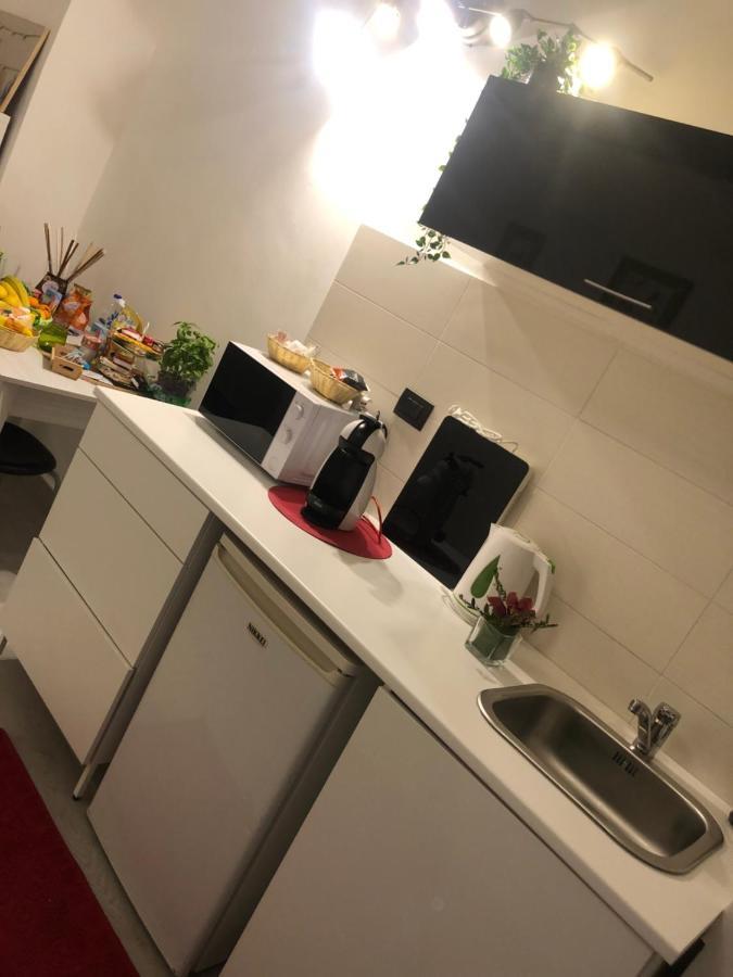 Casa Vacanza Nina 17 Катанія Екстер'єр фото